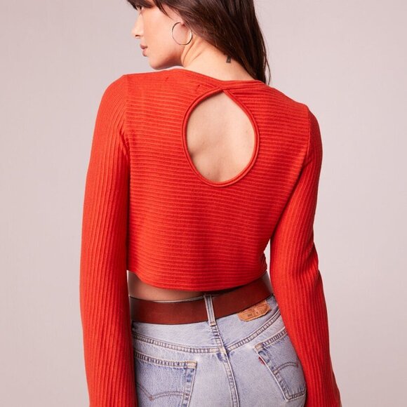 BAND OF THE FREE Textured Knit Crop Top Peek-a-Boo Back - Picture 1 of 2